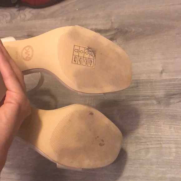 MICHAEL KORS nude heels w/ mirror heel - Picture 4 of 5